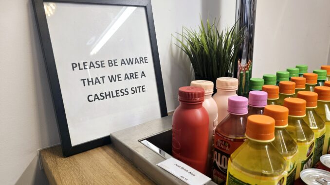 London Met cashless sign. Credit:Daniela Forresu