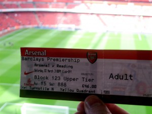 Arsenal V Reading - Property of dyobmit