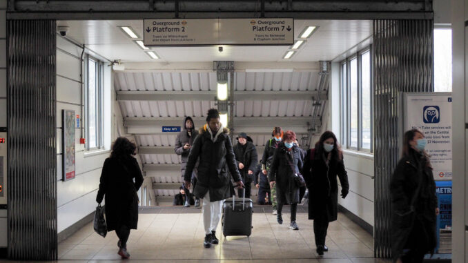 Tube strikes: further delays expected over the Christmas period